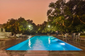 Mango Tree Boutique villa By 29bungalow